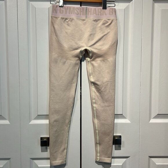Gymshark Light‎ Pink Crop Leggings Size S Excellent Condition - Picture 6 of 13
